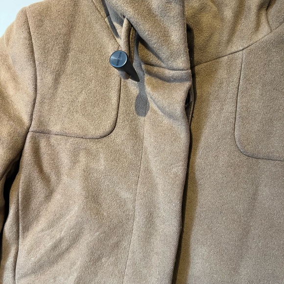 Aritzia Babaton Brady Wool xs camel colour Coat - Picture 8 of 12